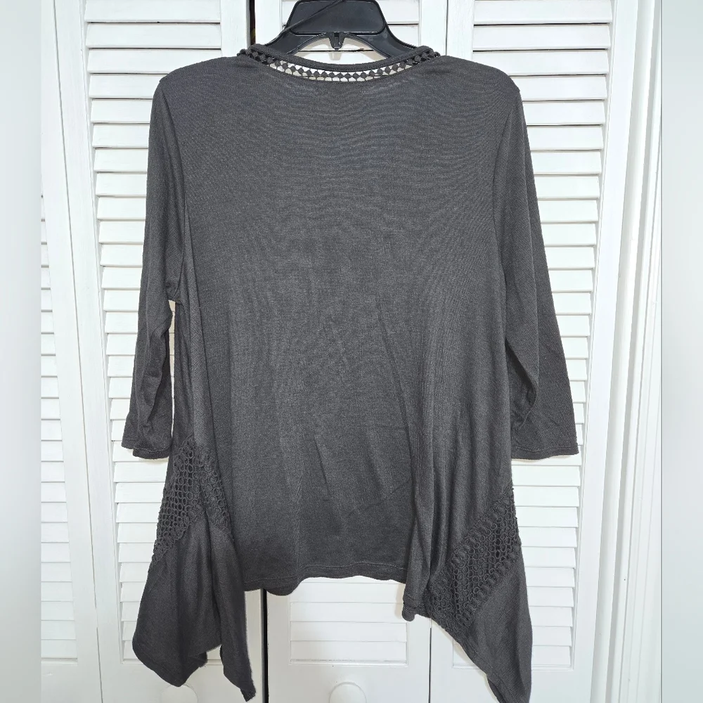 JohnPaulRichard Women's L Boho Shark Bite Top